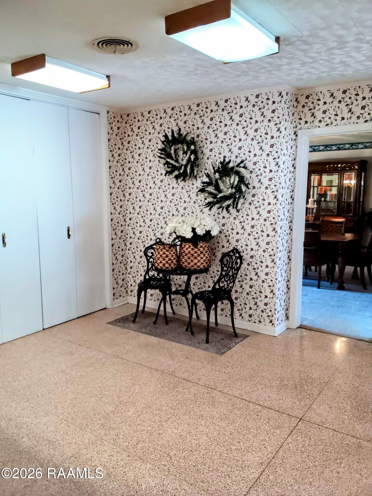 905 Loreauville Road New Iberia, LA 70563 - Photo 7 of 49 IMG_20260202_112301_2-EDIT