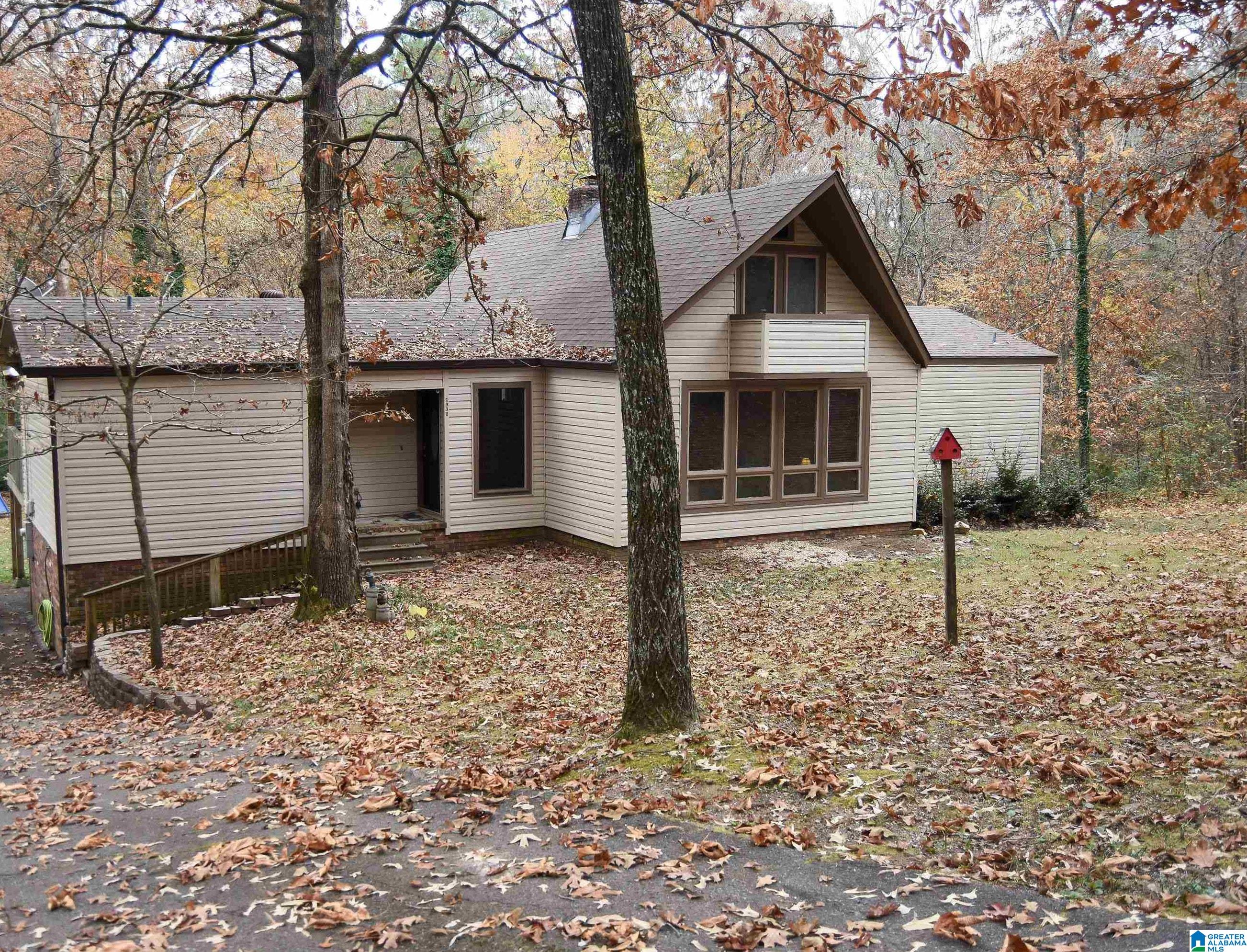 1330 Ridgely Drive Anniston, AL 36207 - Photo 1 of 58
