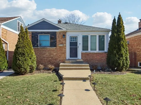 $404,900 | 2535 North West Street, River Grove, IL 60171