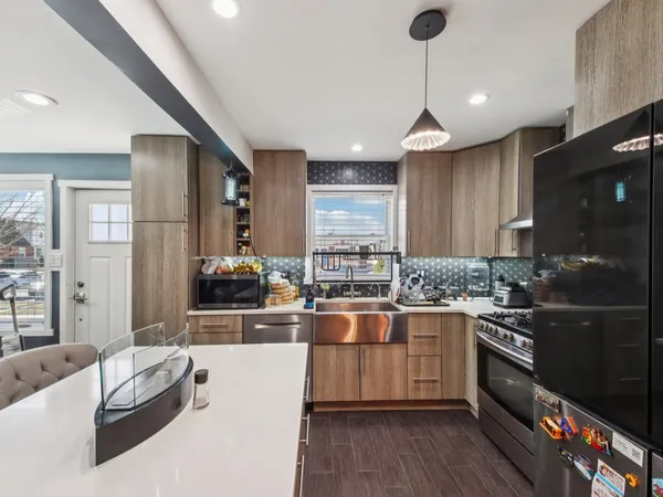 $409,900 | 2535 North West Street, River Grove, IL 60171