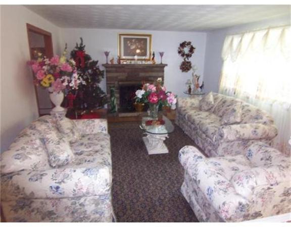 23 Pilgrim Road Braintree, MA 02184 - Photo 3 of 22 Gallery Image 3