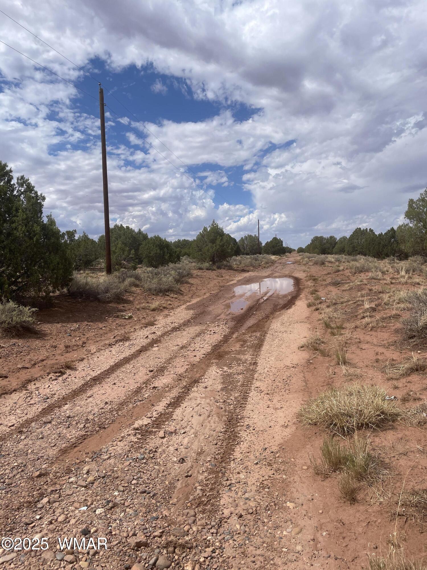 4253 Indian Bend Road Snowflake, AZ 85937 - Photo 16 of 25 a view of a road with an ocean in the background