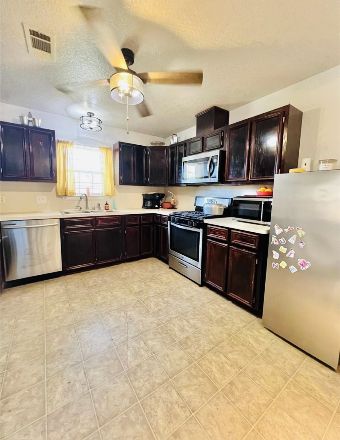 708 East 6th Street Sweeny, TX 77480 - Photo 6 of 12