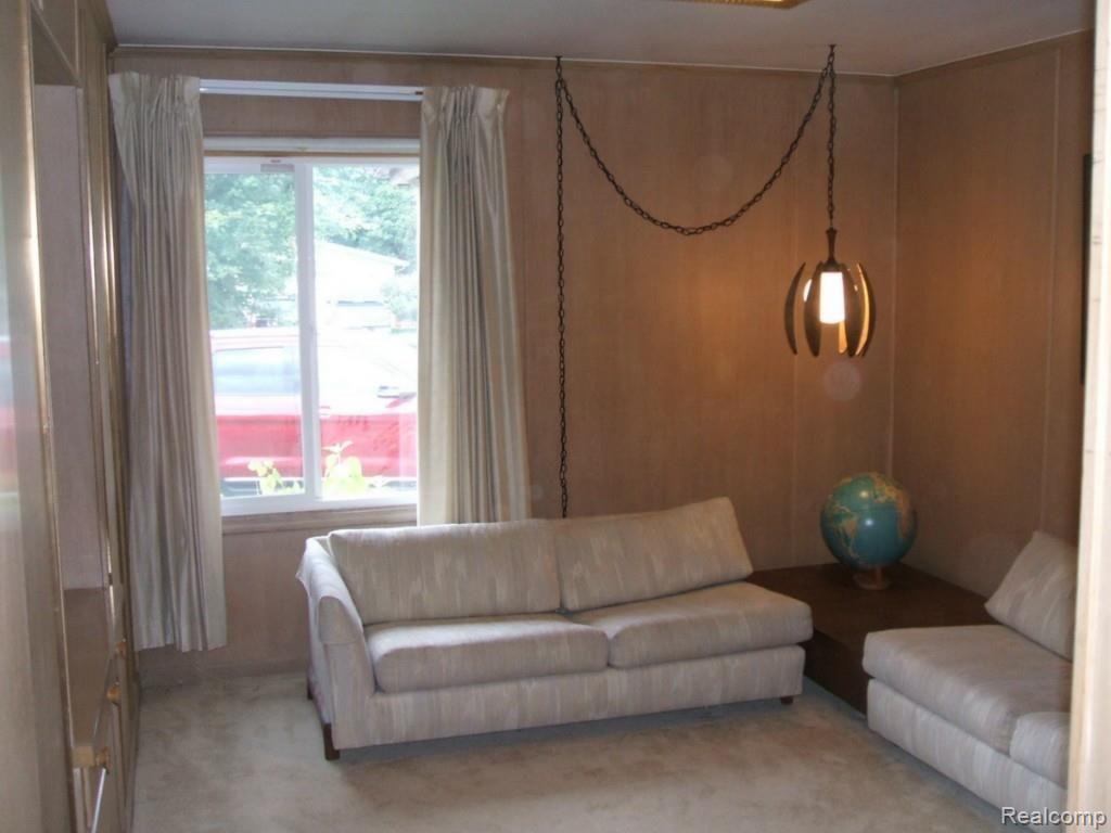 355 South Cranbrook Cross Road Bloomfield Hills, MI 48301 - Photo 15 of 25 Library Could Be 4th Bedroom