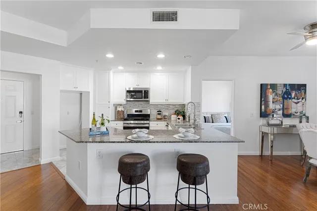 $1,029,900 | 2380 Scholarship, Irvine, CA 92612