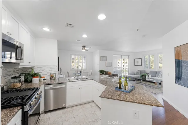 $1,029,900 | 2380 Scholarship, Irvine, CA 92612