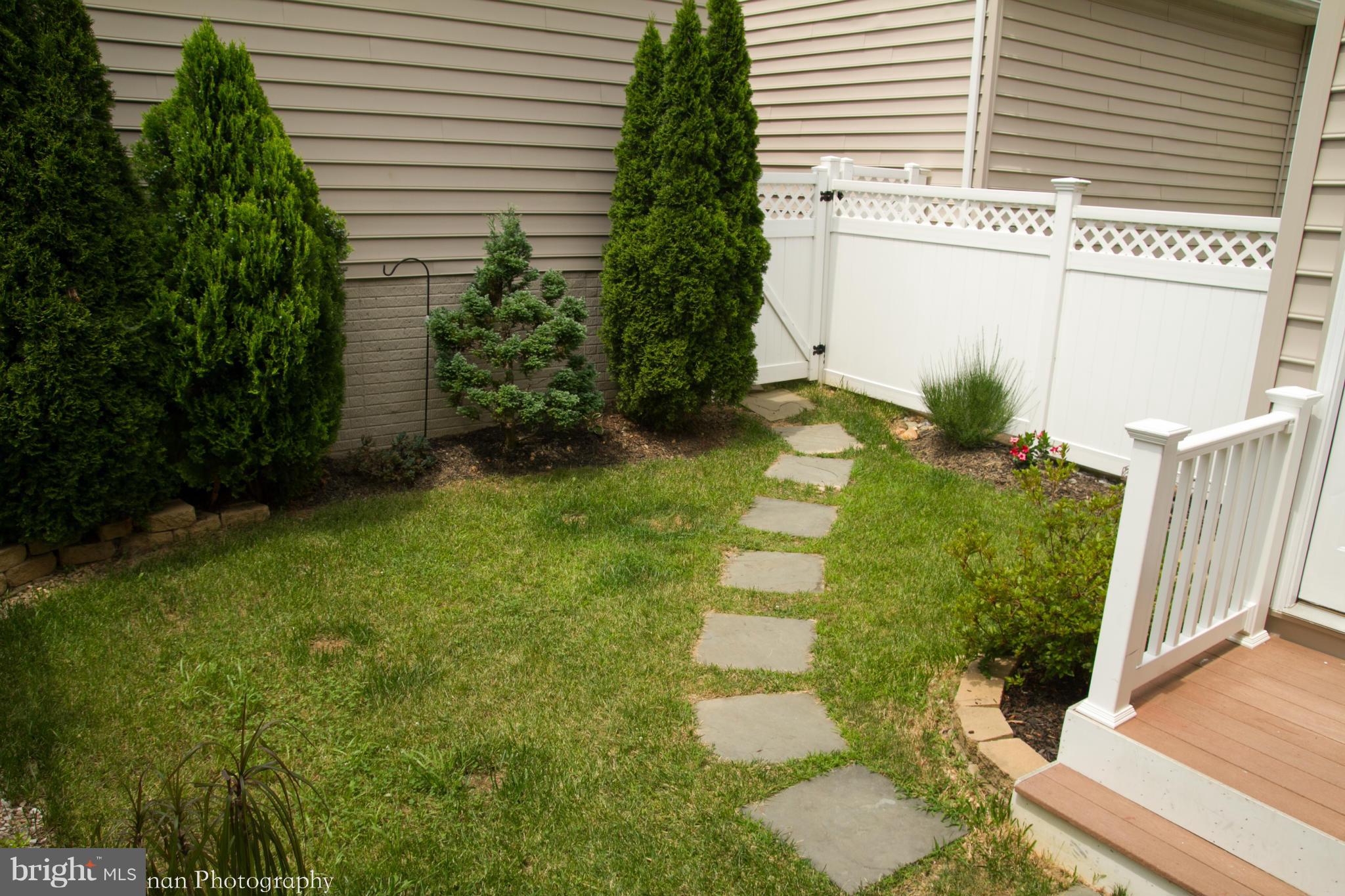 12234 Cypress Spring Road Clarksburg, MD 20871 - Photo 26 of 30 backyard