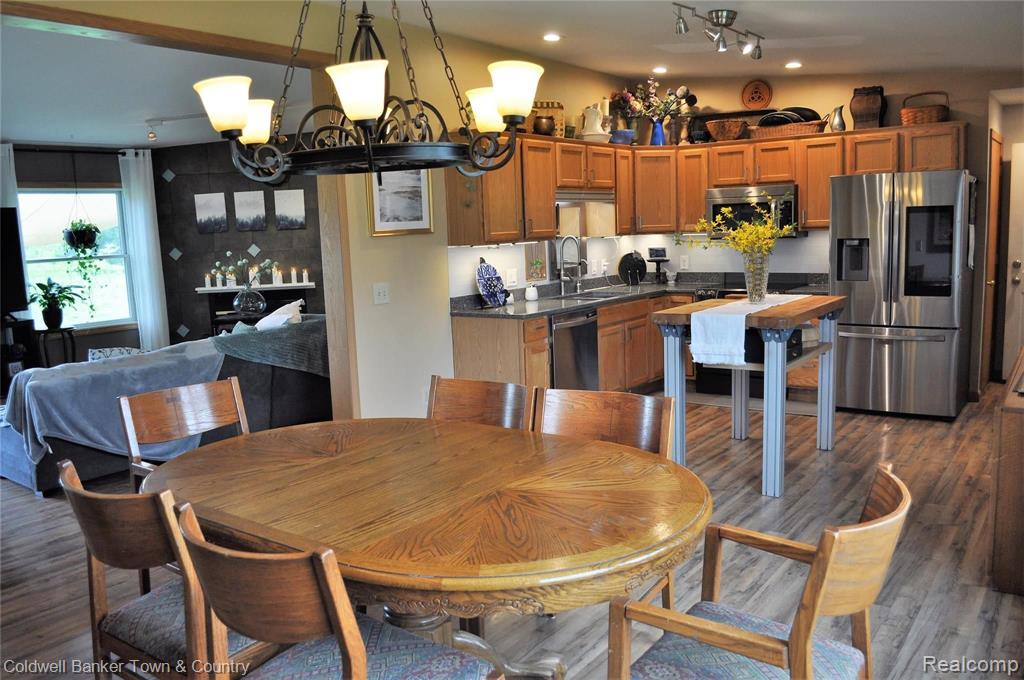 7853 Munsell Road Howell, MI 48843 - Photo 8 of 43