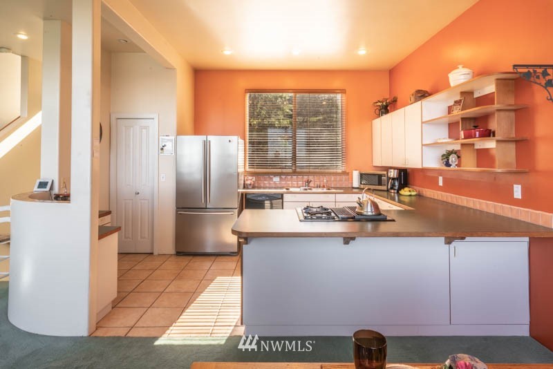 3711 Saratoga Road Langley, WA 98260 - Photo 10 of 27 Gallery Image 10
