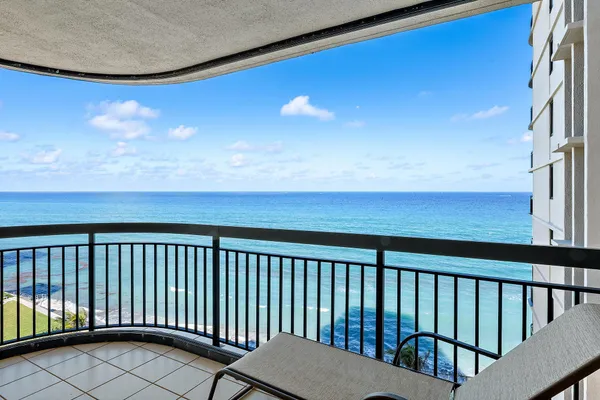 $10,000 | 5380 North Ocean Drive, Unit 10J, Singer Island, FL 33404