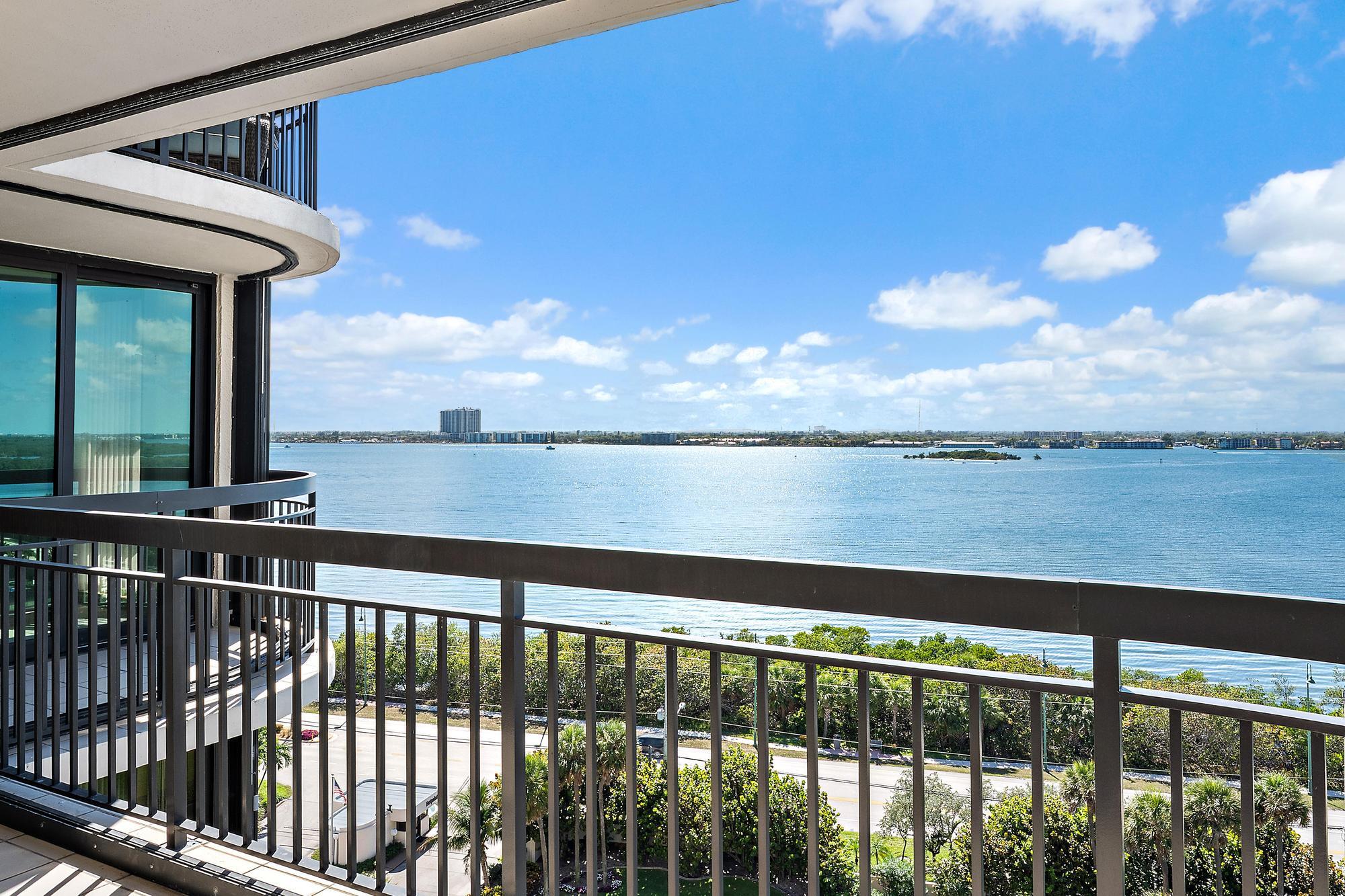 5380 North Ocean Drive, Unit 10J Singer Island, FL 33404 - Photo 12 of 37 Intracoastal View