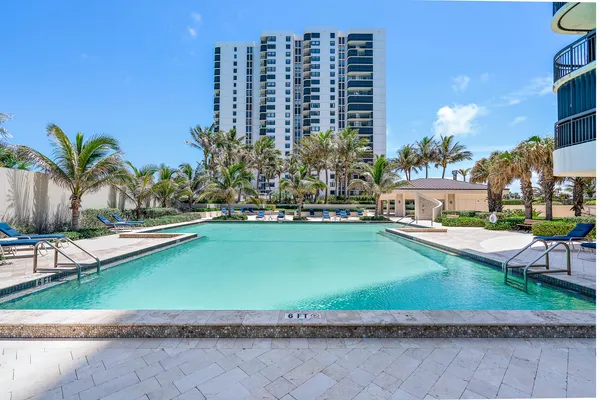 $12,500 | 5380 North Ocean Drive, Unit 10J, Singer Island, FL 33404