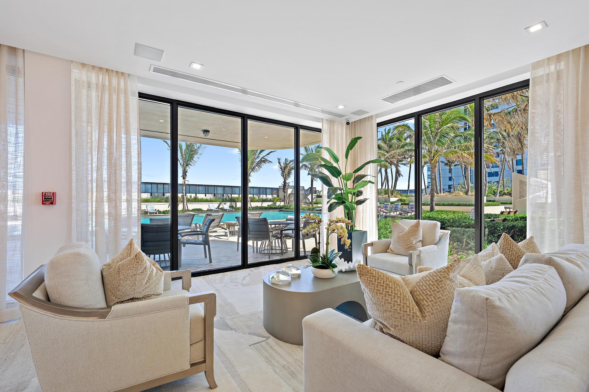 5380 North Ocean Drive, Unit 10J Singer Island, FL 33404 - Photo 33 of 37 Social Room