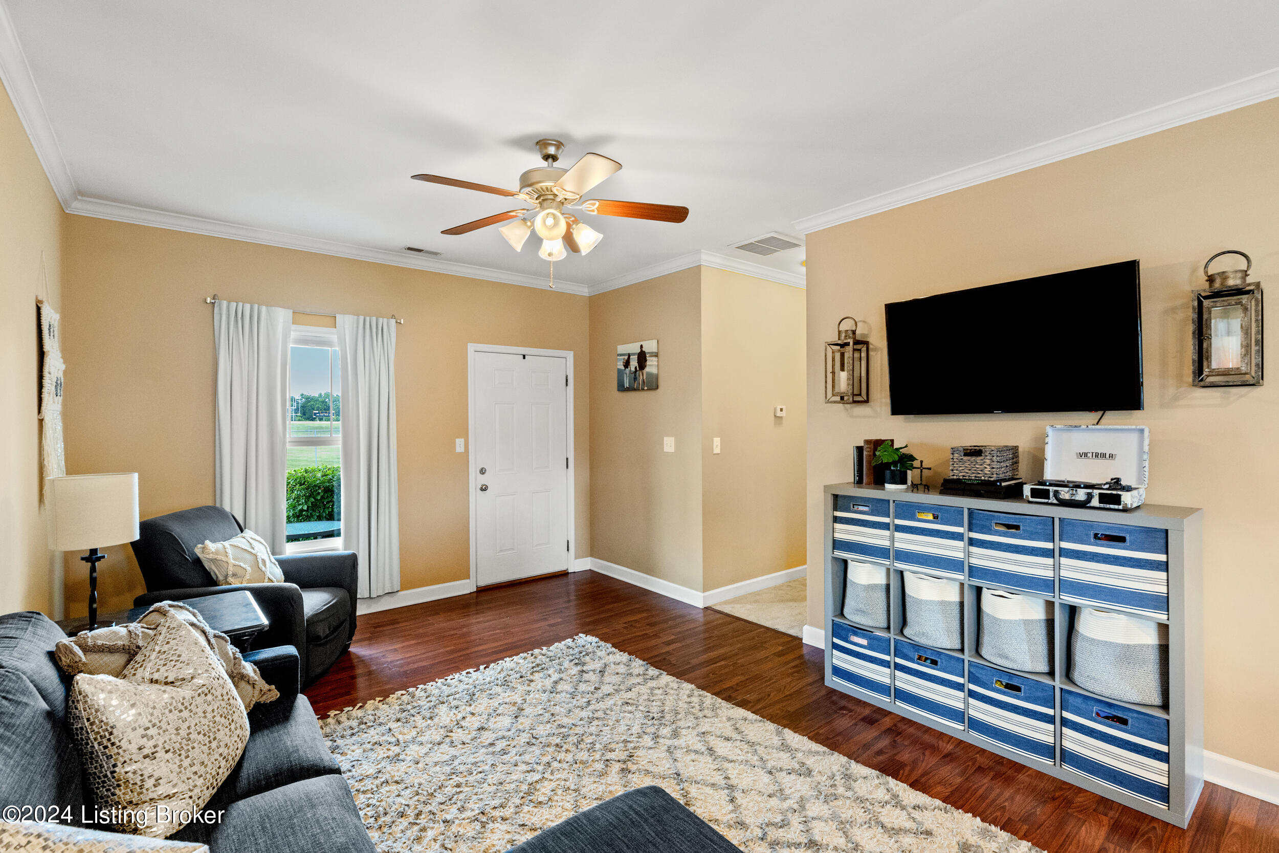 112 Chinoe Road Versailles, KY 40383 - Photo 3 of 22 Family Rm