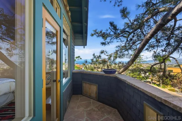 $2,900,000 | 4511 Santa Cruz Avenue, San Diego, CA 92107