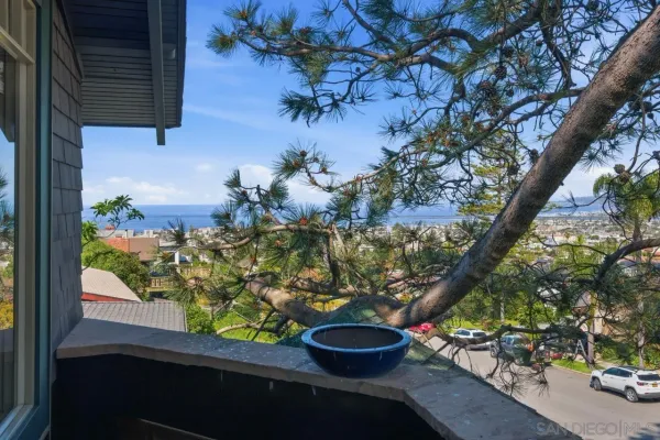 $2,900,000 | 4511 Santa Cruz Avenue, San Diego, CA 92107