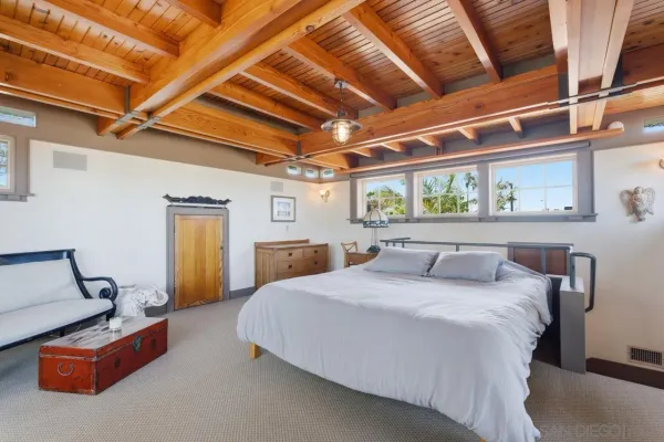$2,900,000 | 4511 Santa Cruz Avenue, San Diego, CA 92107