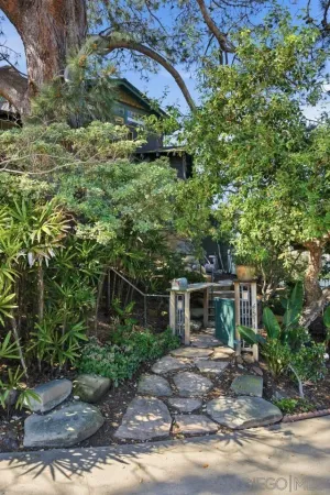 $2,900,000 | 4511 Santa Cruz Avenue, San Diego, CA 92107