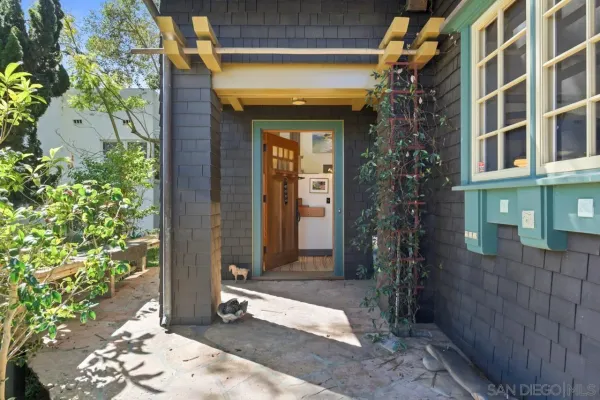 $2,900,000 | 4511 Santa Cruz Avenue, San Diego, CA 92107