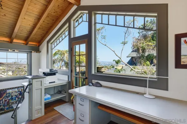 $2,900,000 | 4511 Santa Cruz Avenue, San Diego, CA 92107