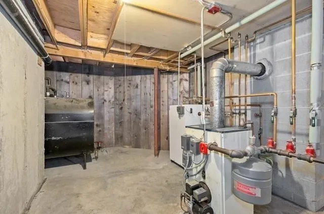 $449,000 | 697 Lower Road, Hardwick, MA 01031