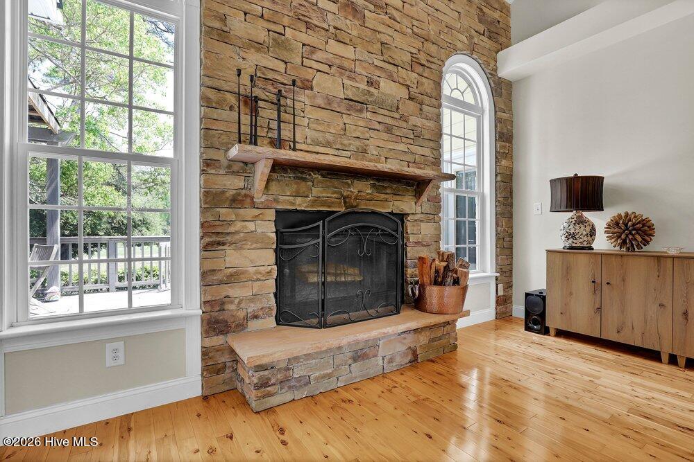 707 North Green Tee Road Hampstead, NC 28443 - Photo 10 of 76 Living Room
