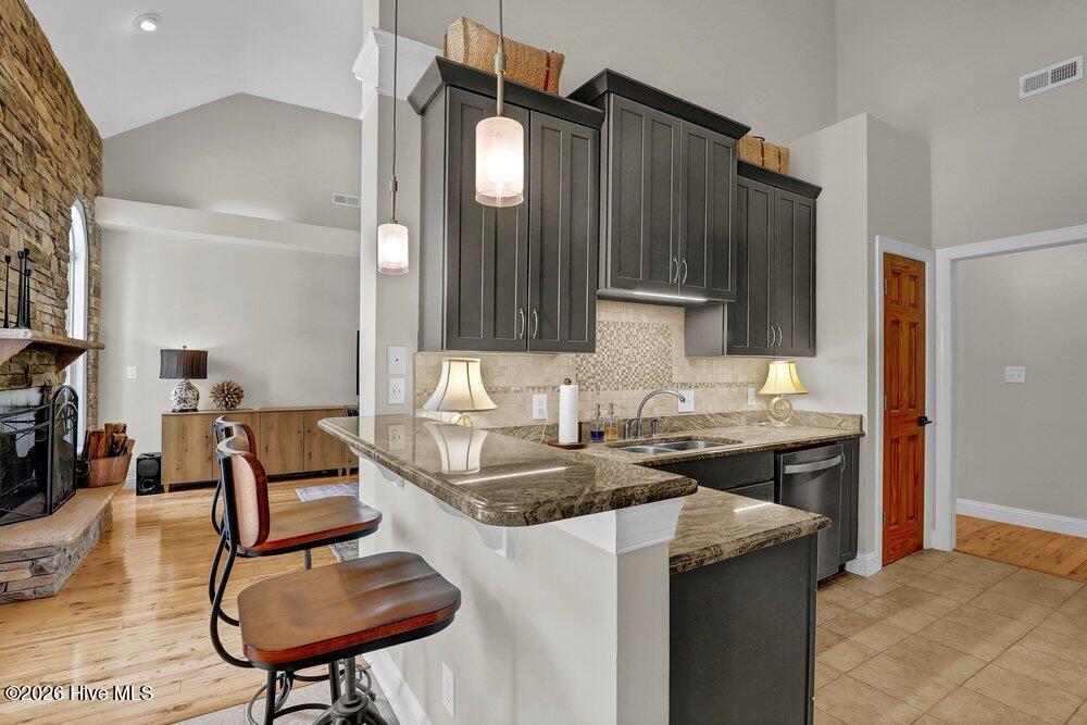 707 North Green Tee Road Hampstead, NC 28443 - Photo 13 of 76 Kitchen