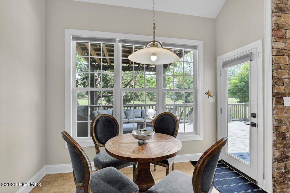 707 North Green Tee Road Hampstead, NC 28443 - Photo 18 of 76 Breakfast Nook