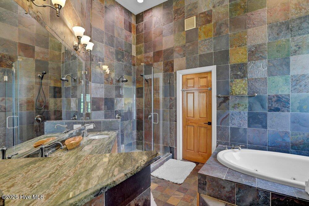 707 North Green Tee Road Hampstead, NC 28443 - Photo 24 of 76 Primary Bathroom