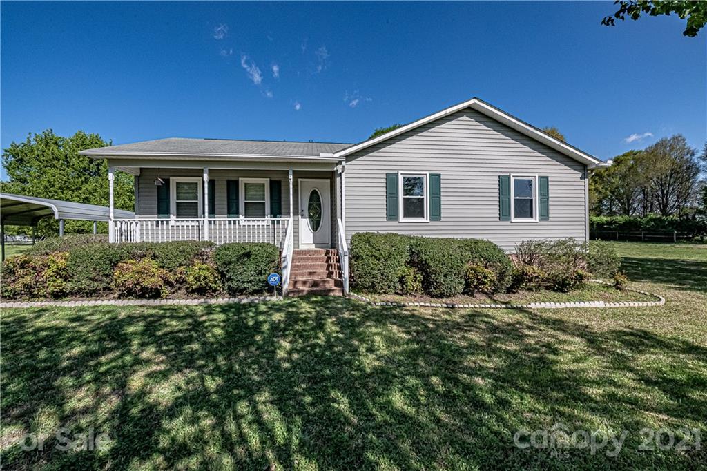 6472 Nivens Road York, SC 29745 - Photo 1 of 21 Gallery Image 1