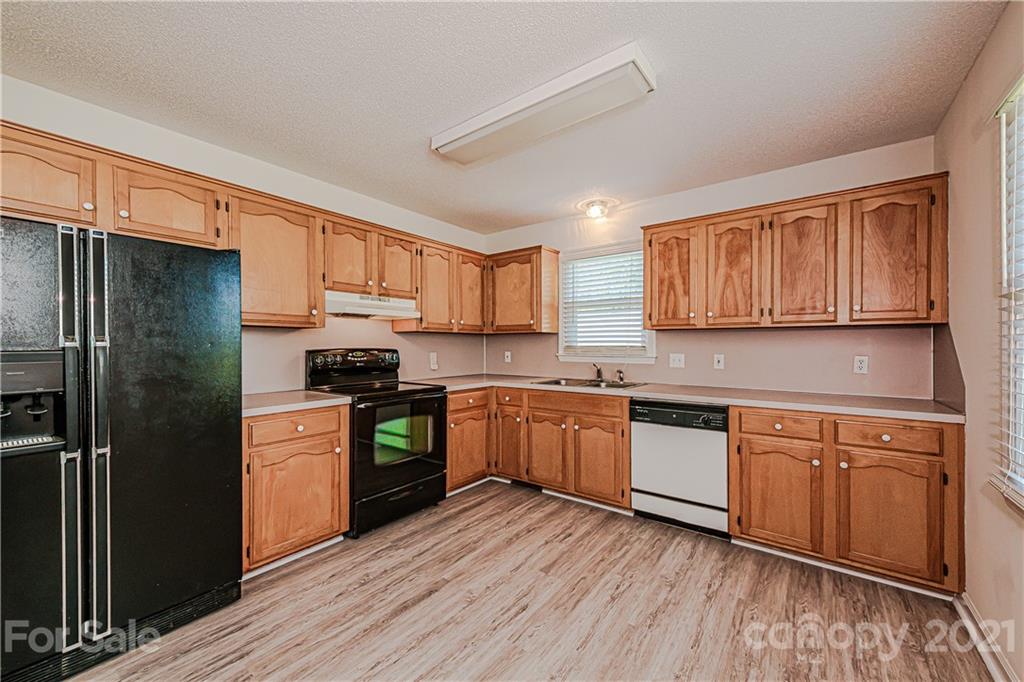 6472 Nivens Road York, SC 29745 - Photo 8 of 21 Gallery Image 8