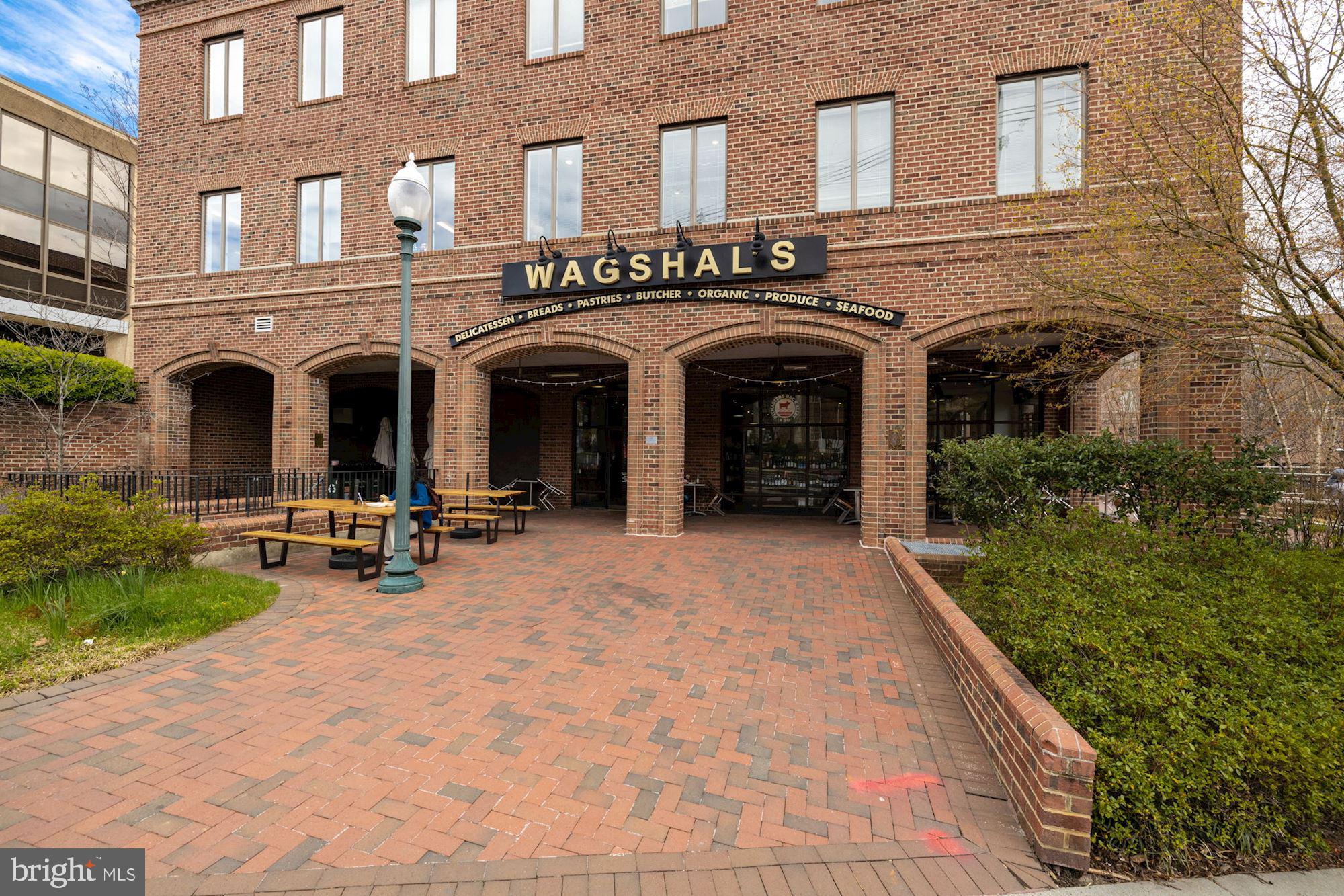 4201 Cathedral Avenue Northwest, Unit 620E Washington, DC 20016 - Photo 27 of 28 a view of house with outdoor space and porch