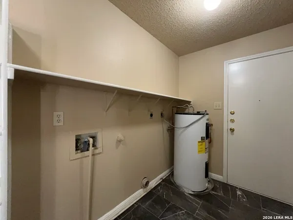 $1,995 | 2910 Redsky Pass, San Antonio, TX 78259