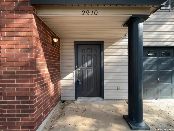 $1,995 | 2910 Redsky Pass, San Antonio, TX 78259