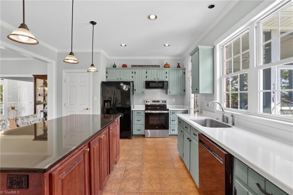 190 Parsley Road Reidsville, NC 27320 - Photo 14 of 46