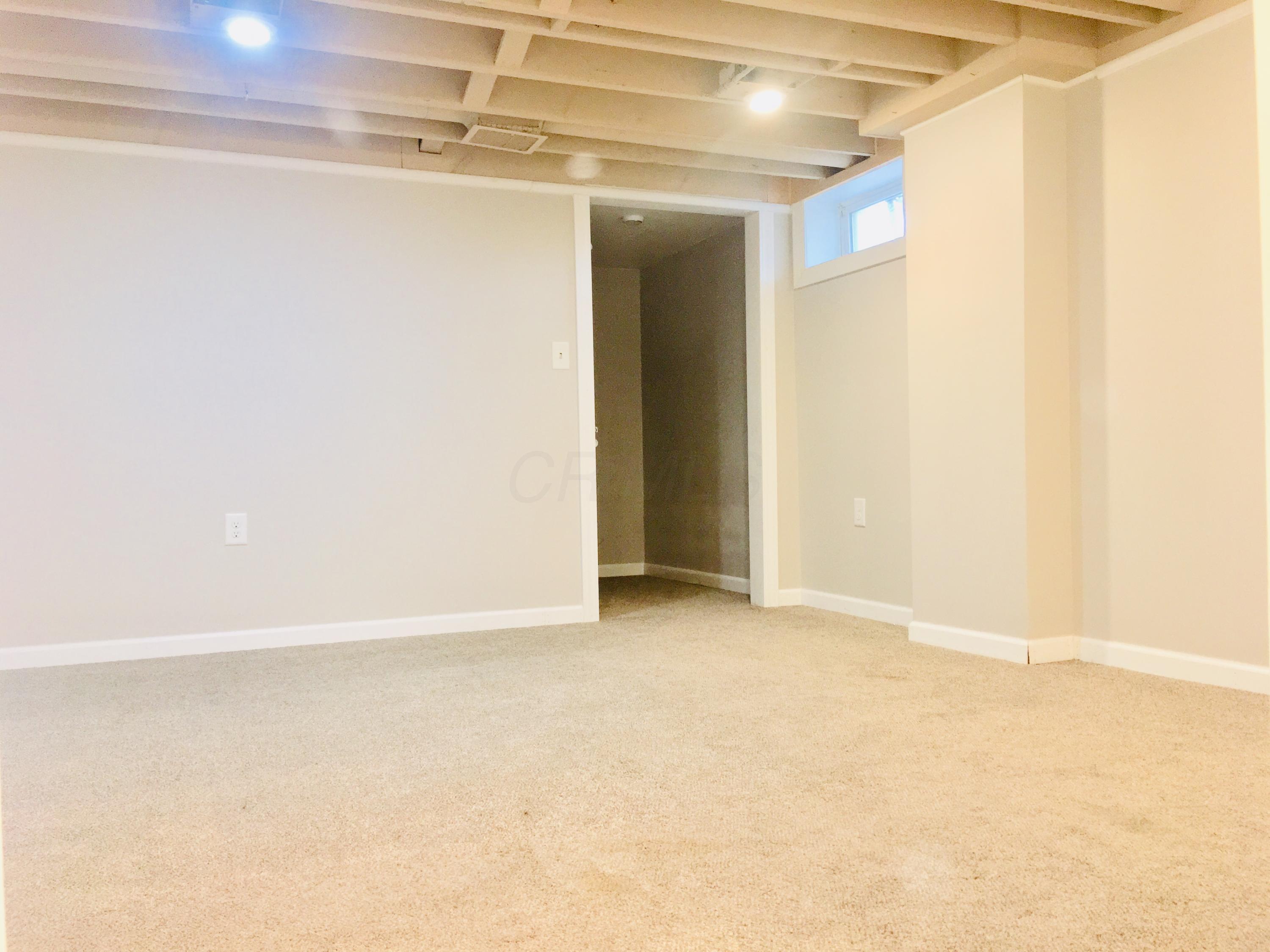 423 Bernhard Road Columbus, OH 43213 - Photo 22 of 25