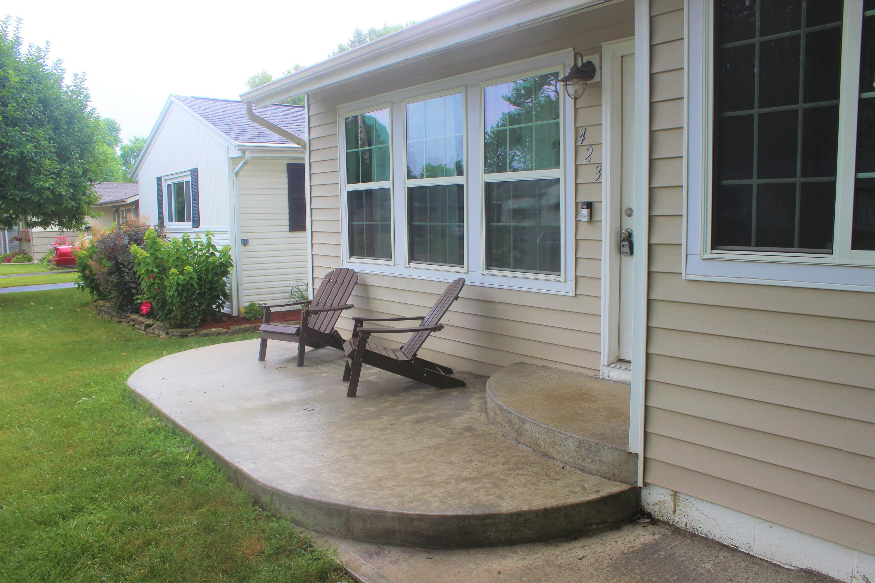 423 Bernhard Road Columbus, OH 43213 - Photo 5 of 25