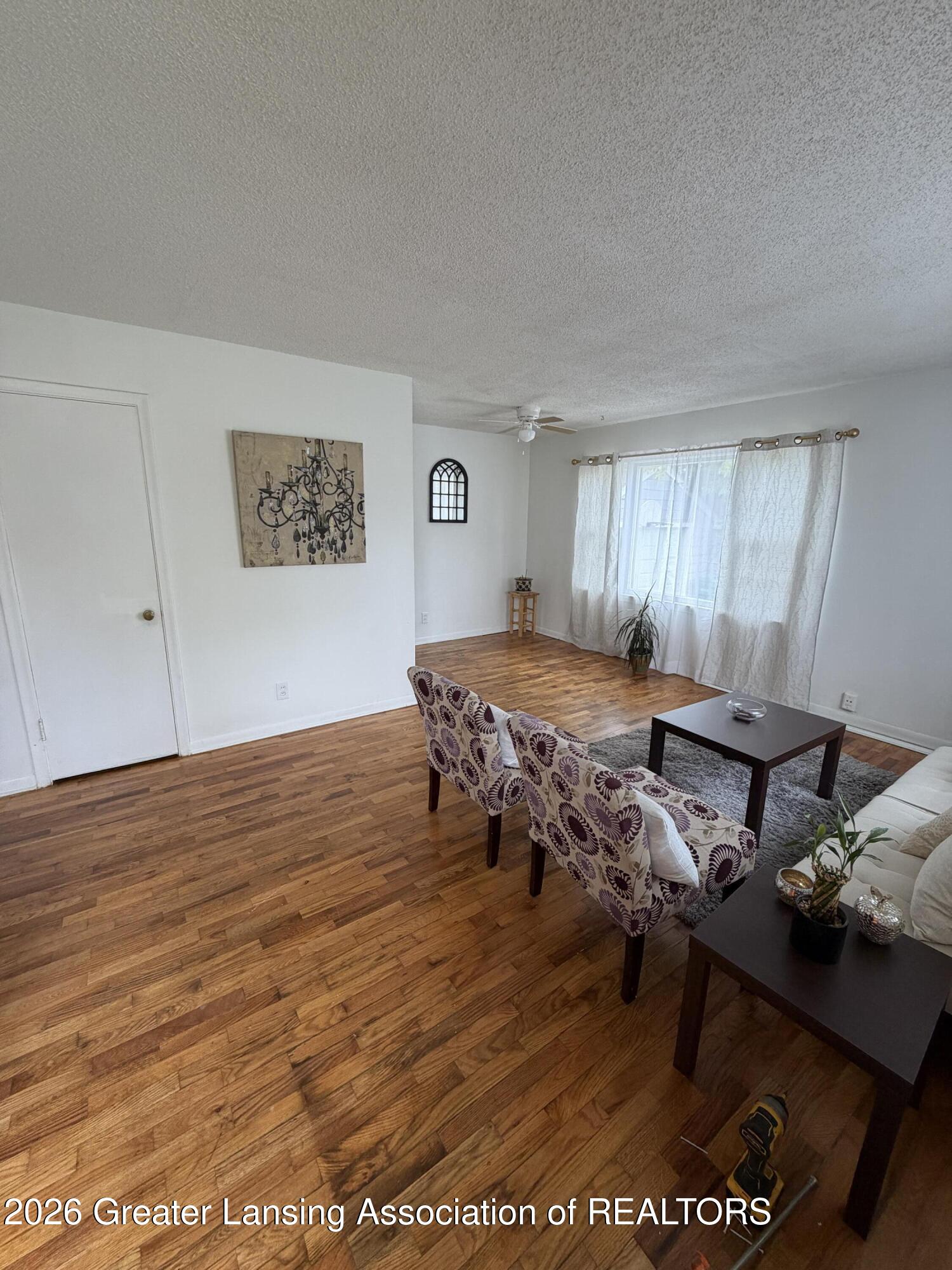 3605 West Holmes Road Lansing, MI 48911 - Photo 4 of 26 20260925_162055827_iOS