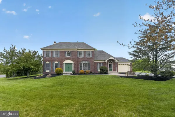 $1,200,000 | 547 Carriage House Lane, Harleysville, PA 19438
