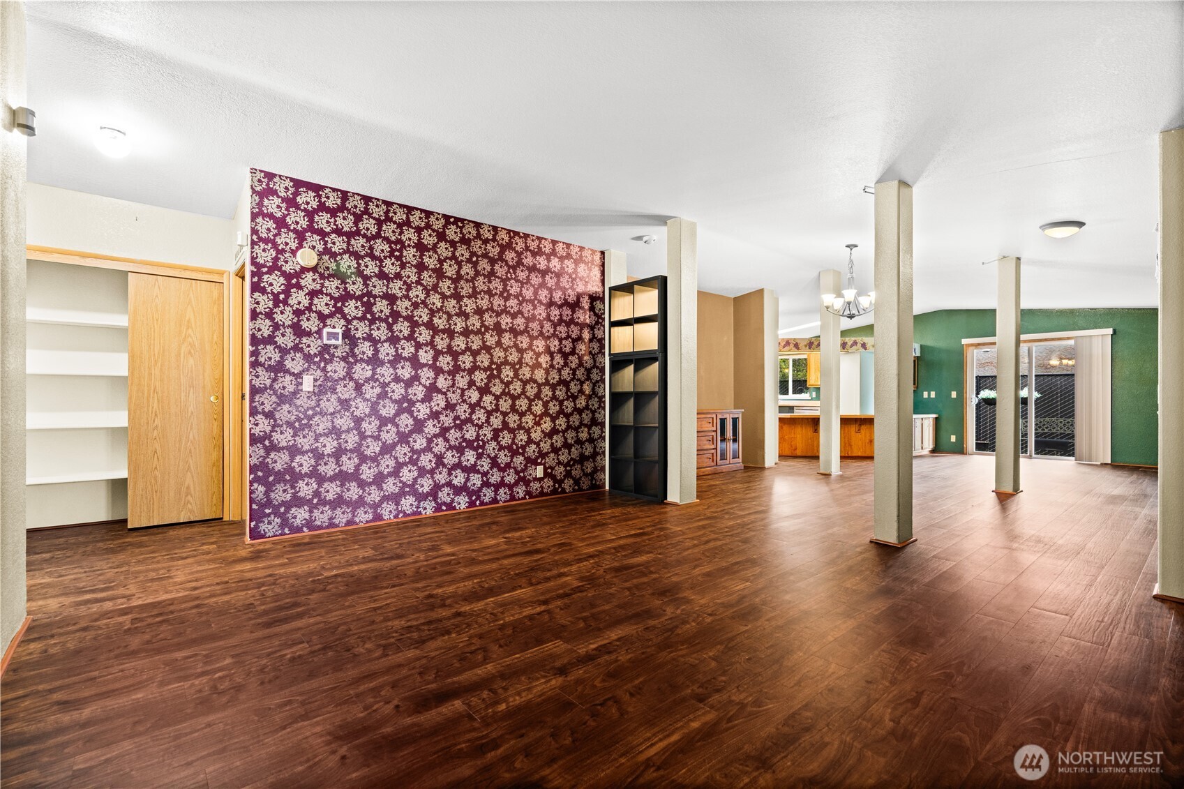 6827 Holmes Island Road Southeast Lacey, WA 98503 - Photo 16 of 40