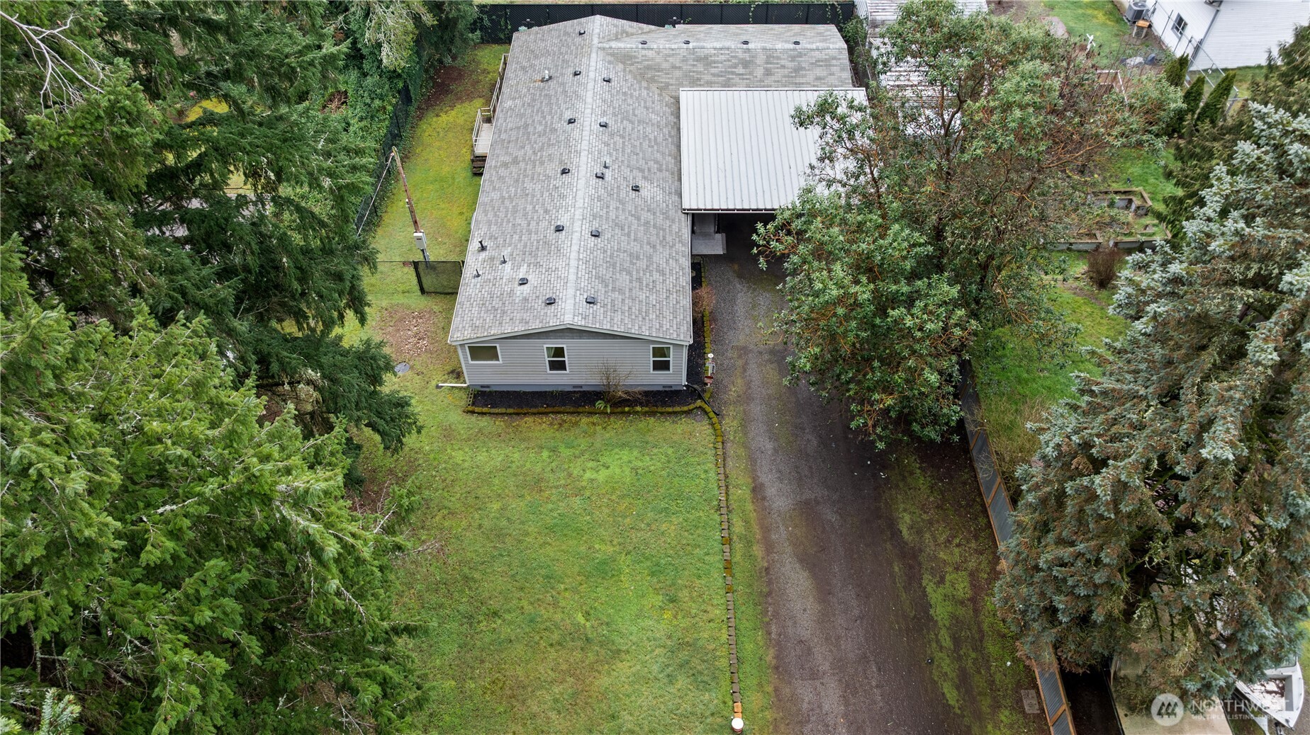 6827 Holmes Island Road Southeast Lacey, WA 98503 - Photo 37 of 40