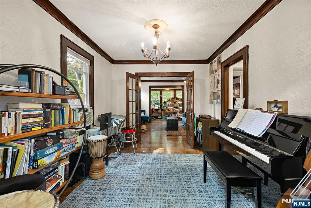51 Ridgehurst Road West Orange, NJ 07052 - Photo 9 of 28