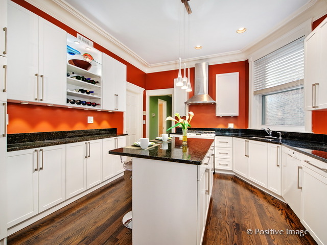734 West Briar Place, Unit 2 Chicago, IL 60657 - Photo 10 of 20