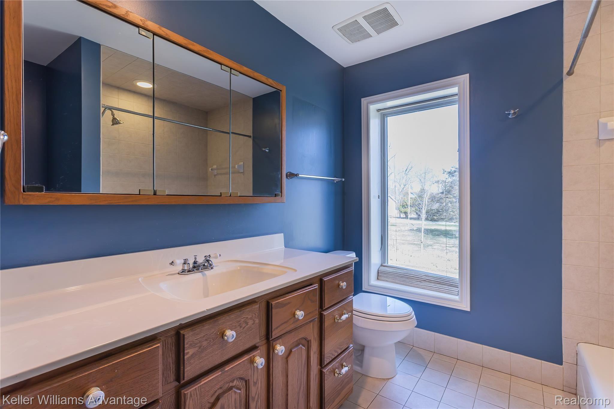 1007 North Lotz Road Canton, MI 48187 - Photo 23 of 61 DAVID _ CANTON FINAL-21.jpg