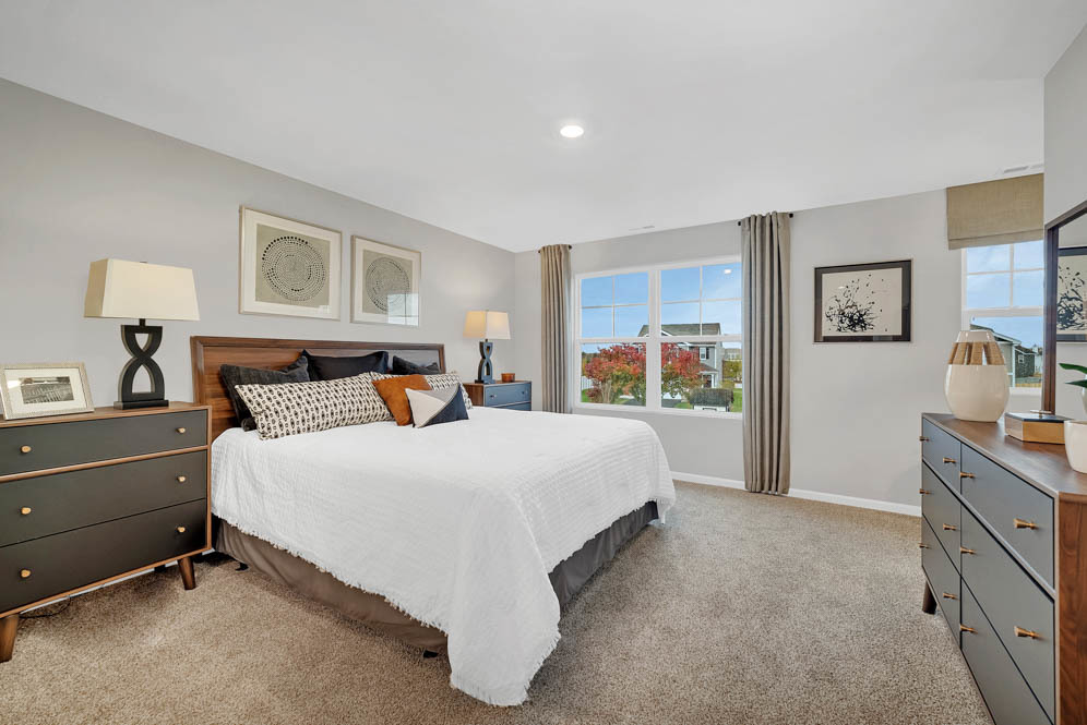 3801 Monte Carlo Way Joliet, IL 60421 - Photo 10 of 14 a bed room with a bed and a television