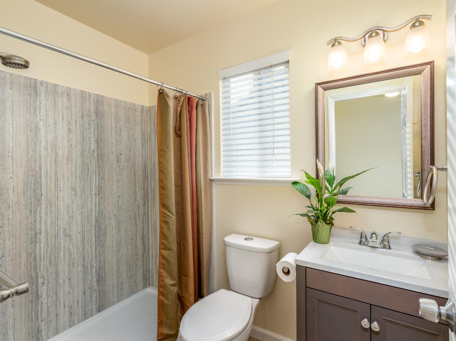 1646 East Santa Rosa Circle Reedley, CA 93654 - Photo 18 of 22 Gallery Image 18