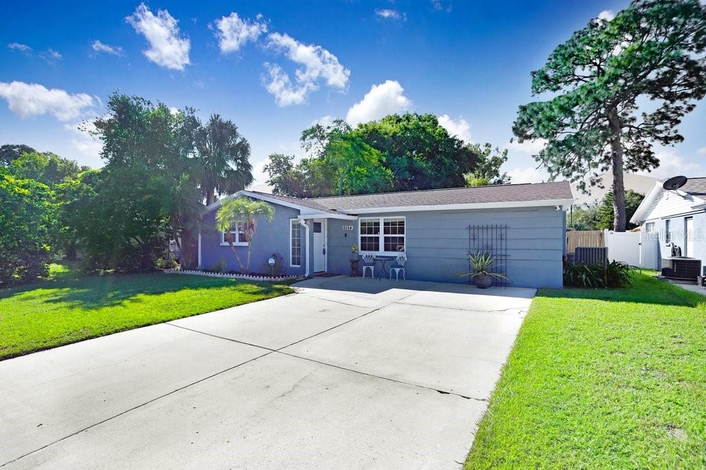 6154 Delaware Avenue New Port Richey, FL 34653 - Photo 3 of 79 Gallery Image 3