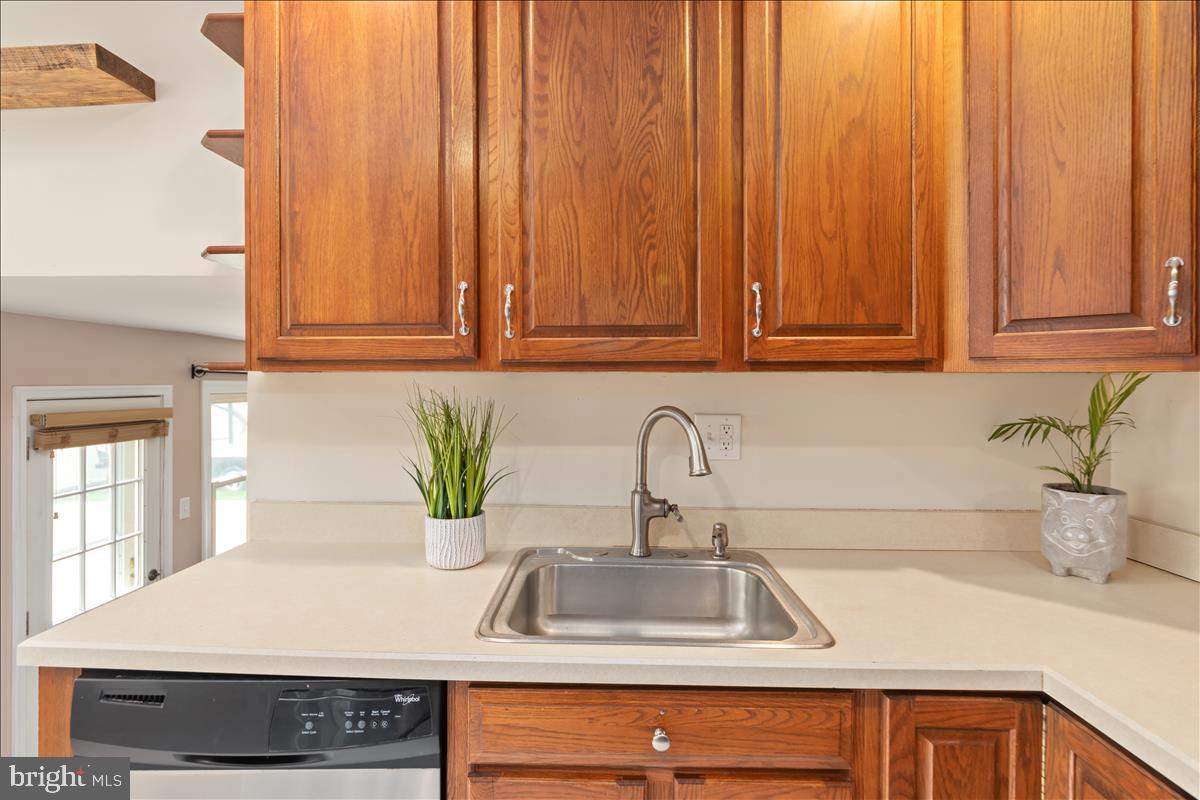 602 Platte Road Fairless Hills, PA 19030 - Photo 14 of 33 Remodeled Kitchen