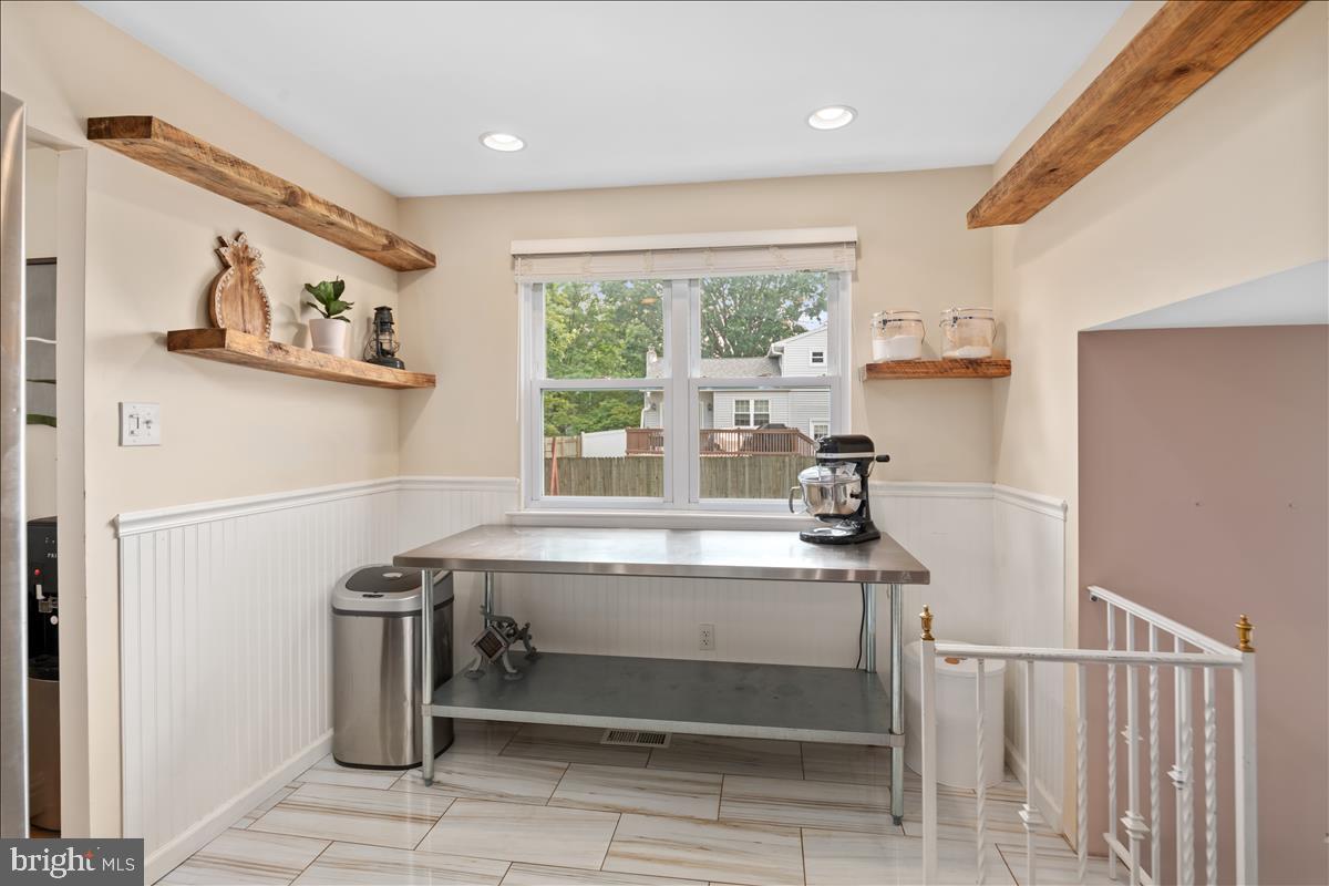 602 Platte Road Fairless Hills, PA 19030 - Photo 15 of 33 Extra space in Kitchen - new window & shelving