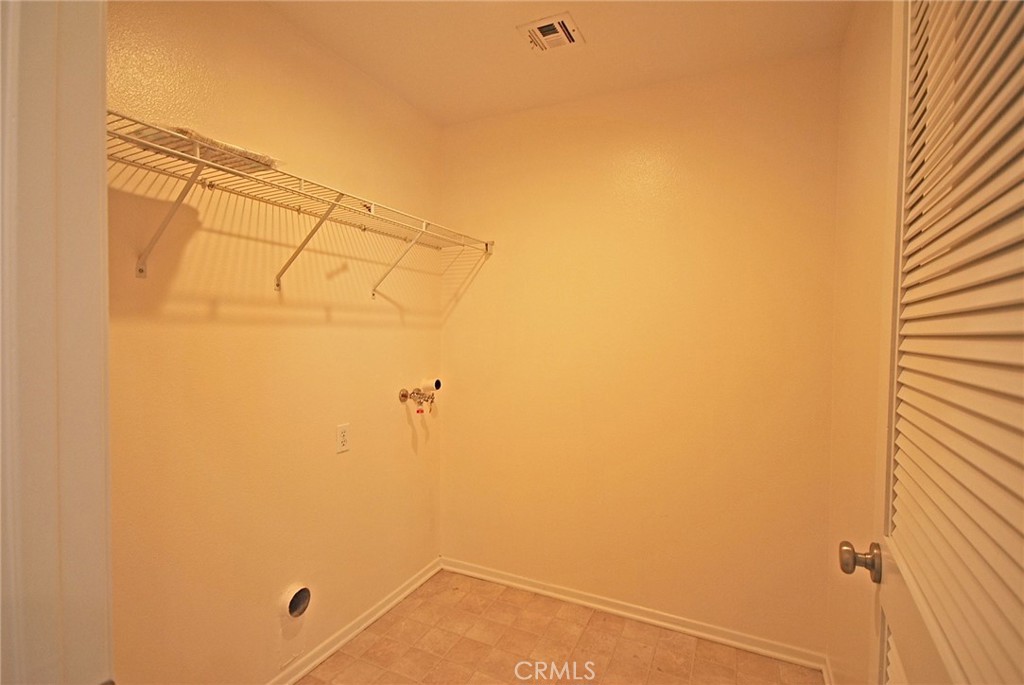 25209 Bishop Court Stevenson Ranch, CA 91381 - Photo 16 of 19 a bathroom with a shower